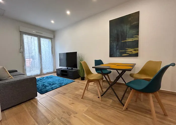Julia Amneville Proximite A31 Thermes Lux