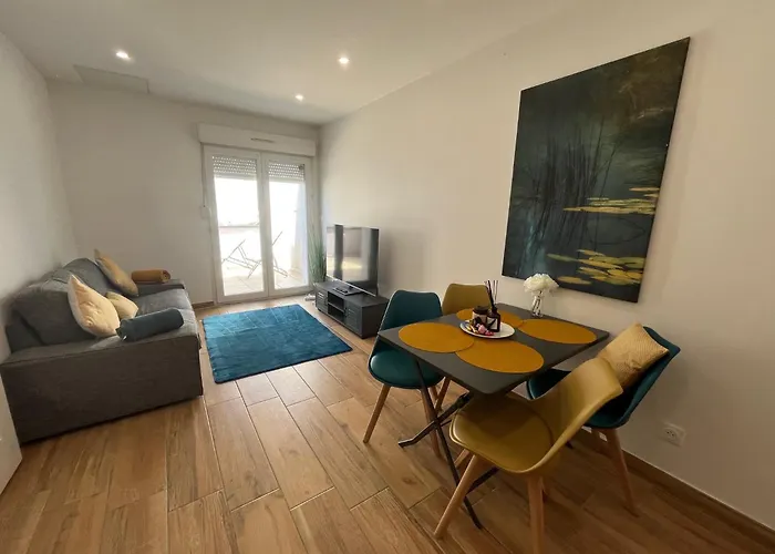 Julia Amneville Proximite A31 Thermes Lux