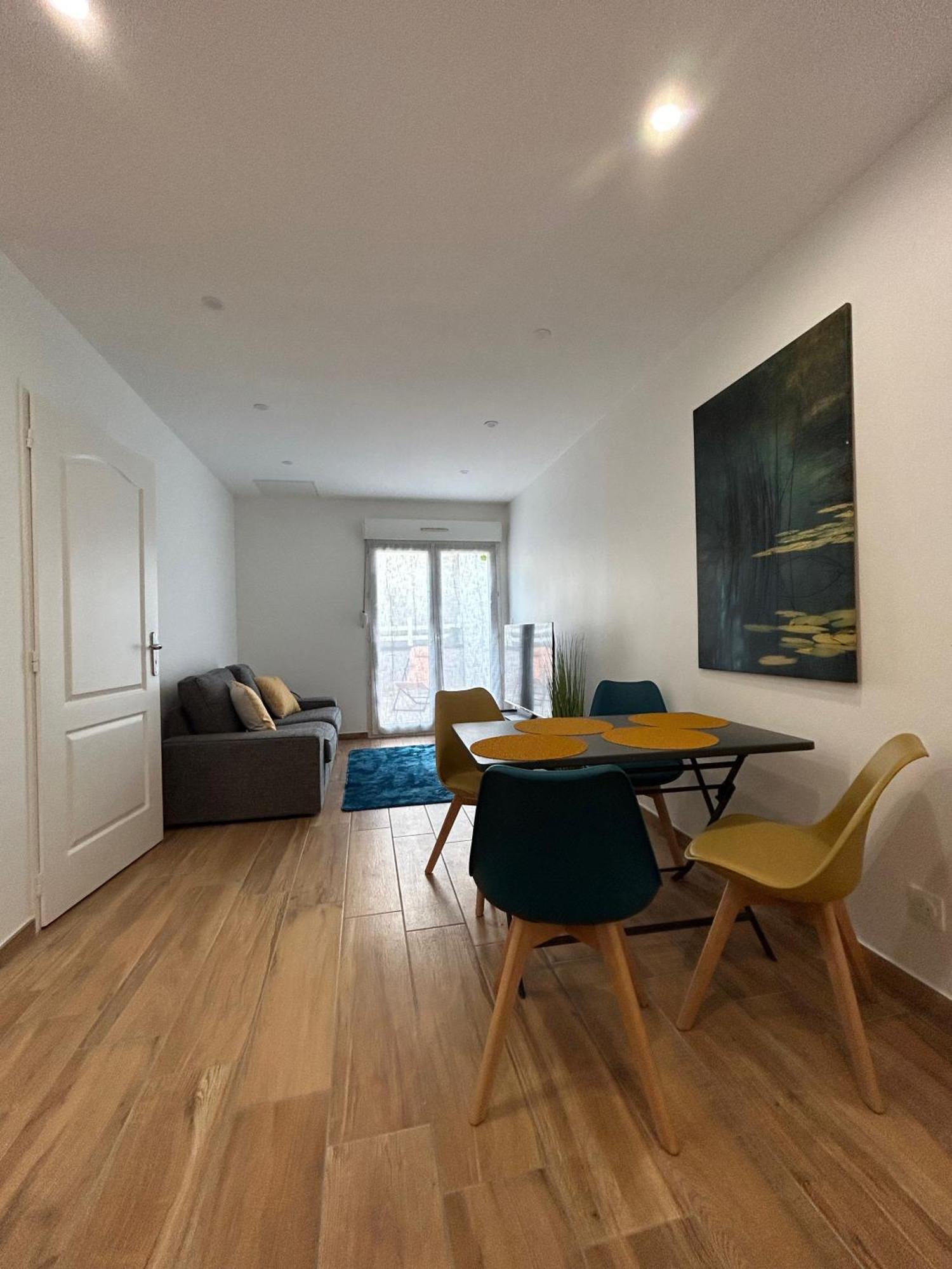 Julia Proximite A31 Thermes Lux Apartment *